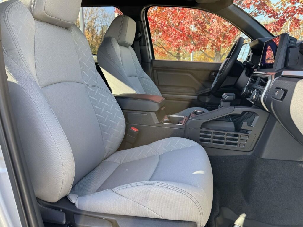 2025 Toyota Tacoma SR5 Fredericksburg VA