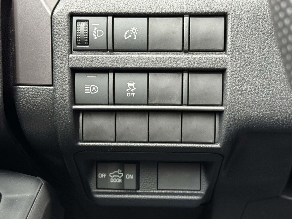 2025 Toyota Tacoma SR5 Fredericksburg VA