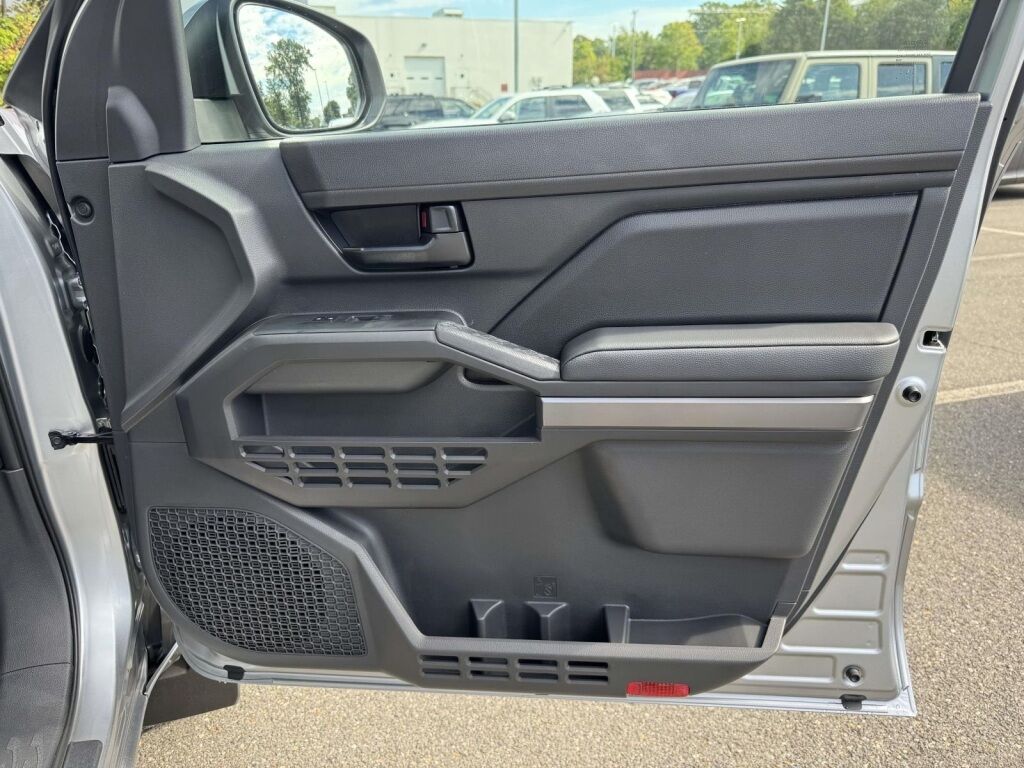 2025 Toyota Tacoma SR5 Fredericksburg VA