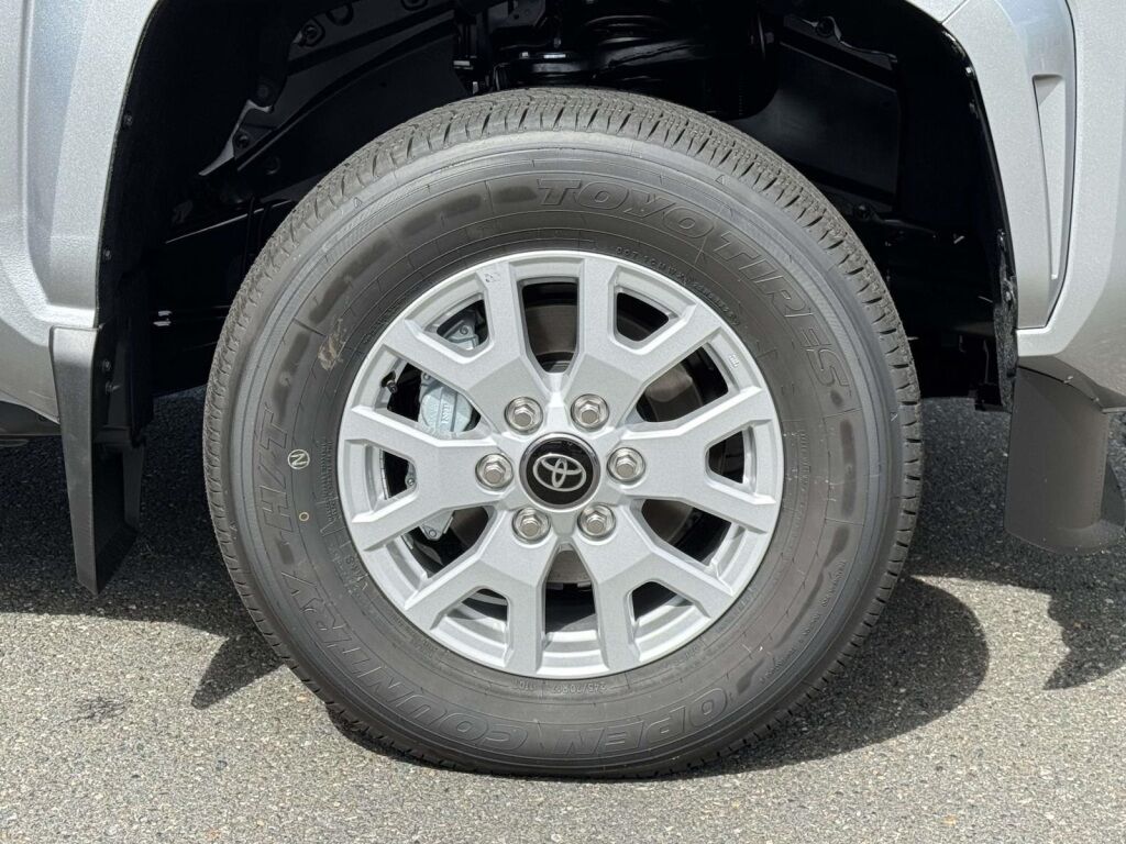 2025 Toyota Tacoma SR5 Fredericksburg VA