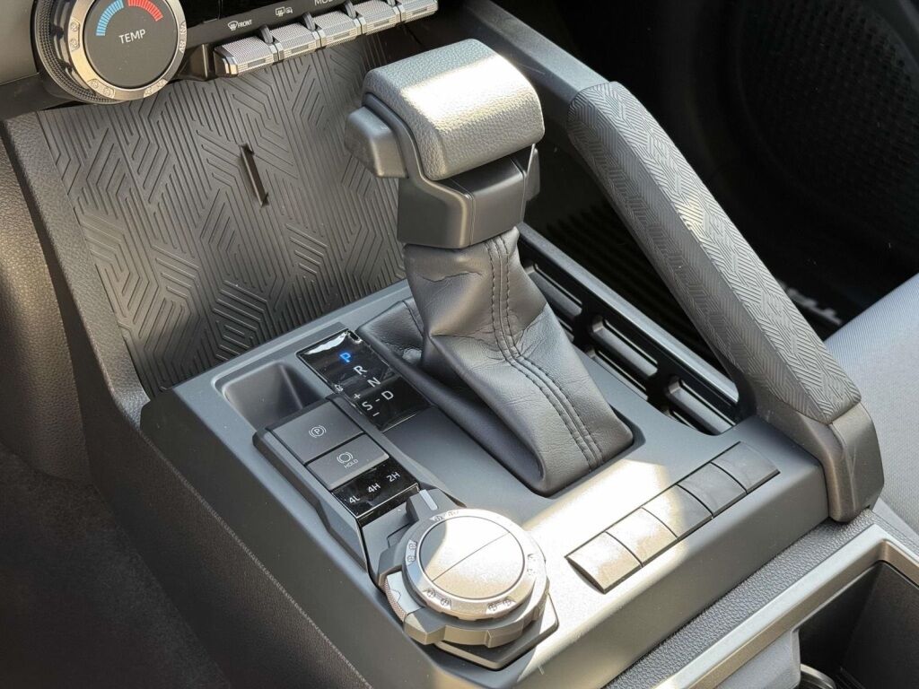 2025 Toyota Tacoma SR5 Fredericksburg VA