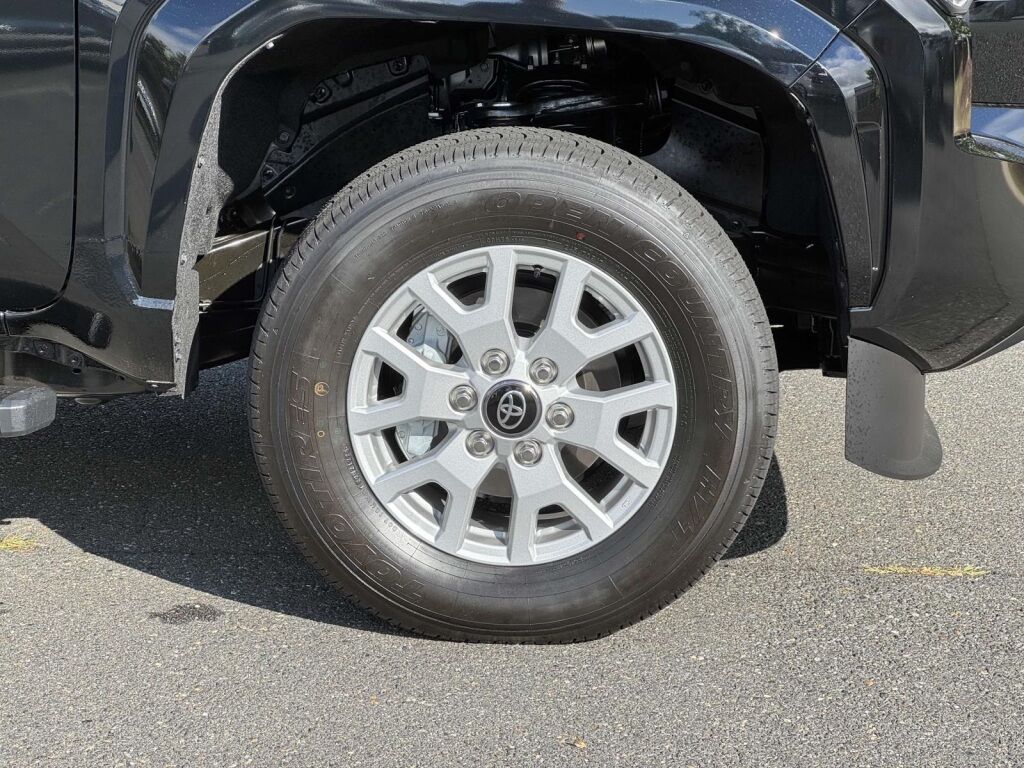 2025 Toyota Tacoma SR5 Fredericksburg VA