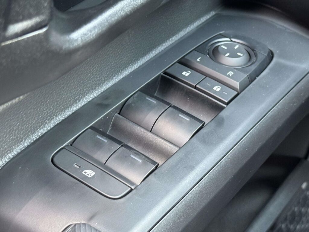 2025 Toyota Tacoma SR5 Fredericksburg VA