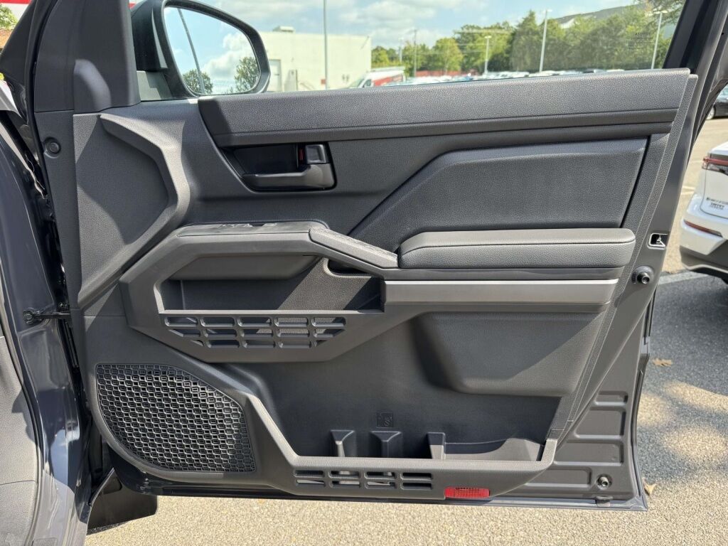 2025 Toyota Tacoma SR5 Fredericksburg VA