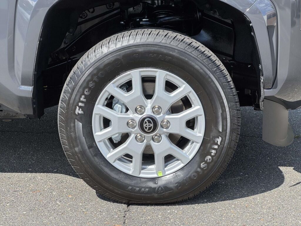 2025 Toyota Tacoma SR5 Fredericksburg VA