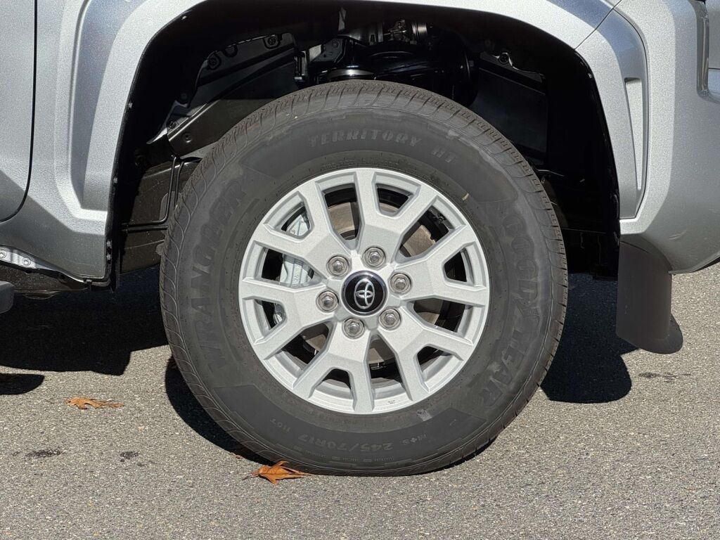 2025 Toyota Tacoma SR5 Fredericksburg VA