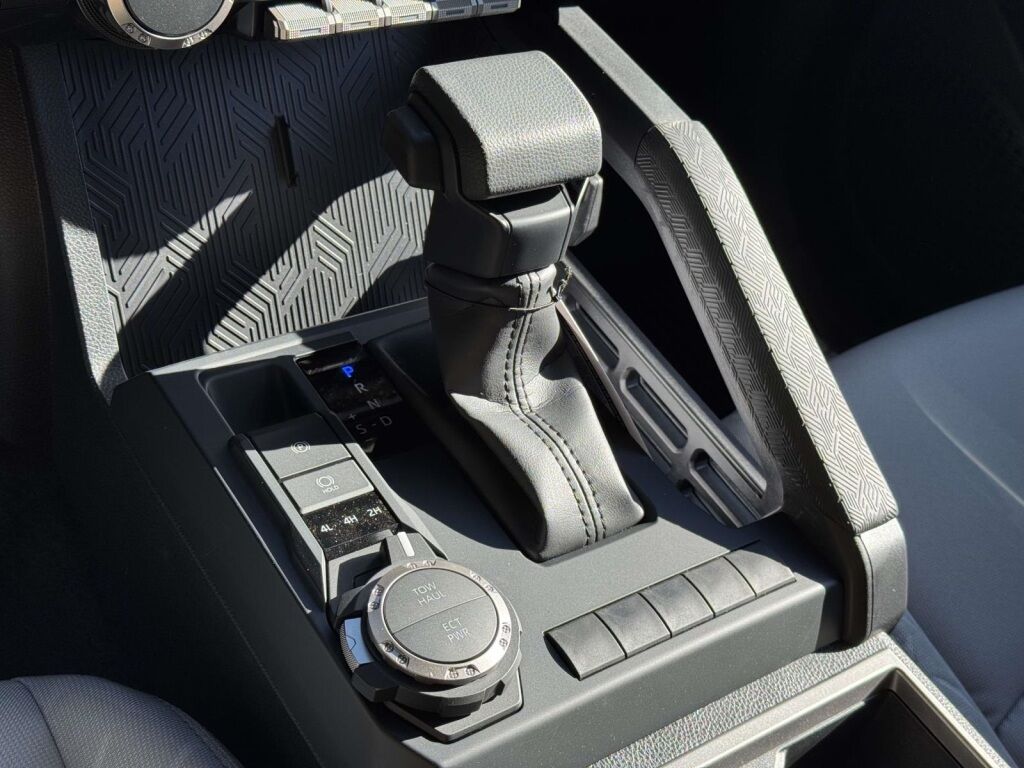 2025 Toyota Tacoma SR5 Fredericksburg VA