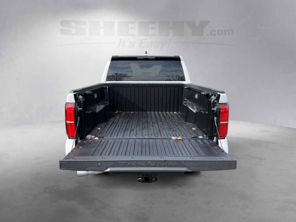 2025 Toyota Tacoma SR5 Fredericksburg VA