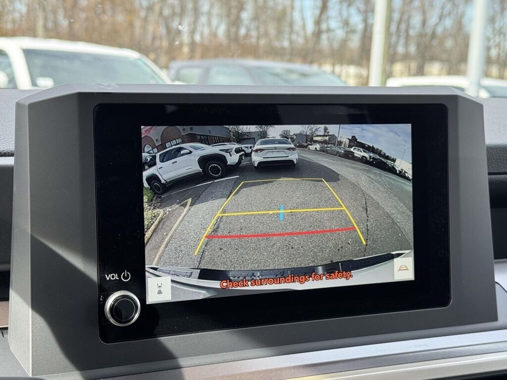 2025 Toyota Tacoma SR5 Fredericksburg VA