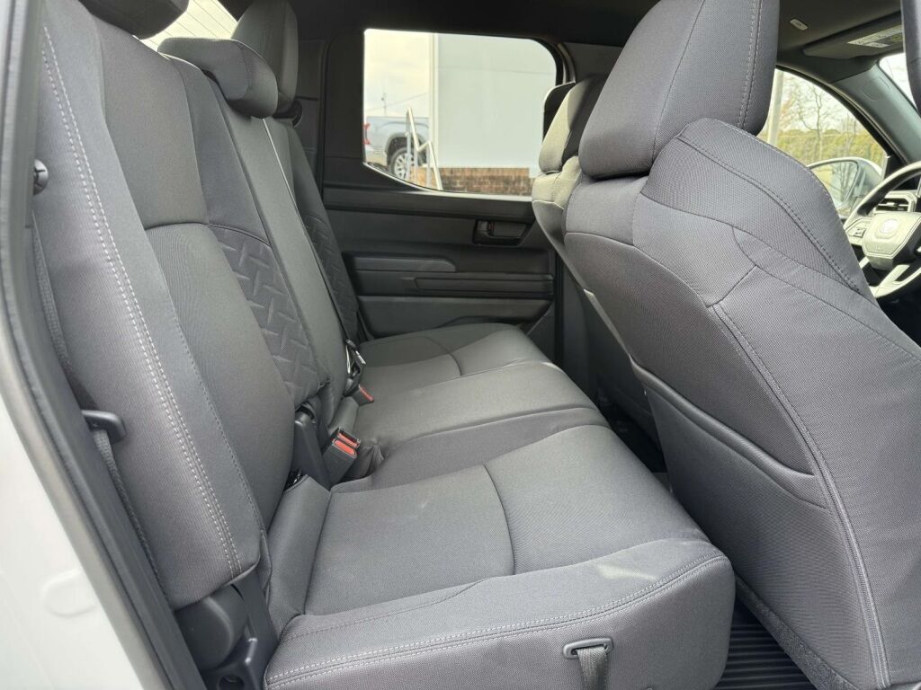 2025 Toyota Tacoma SR5 Fredericksburg VA