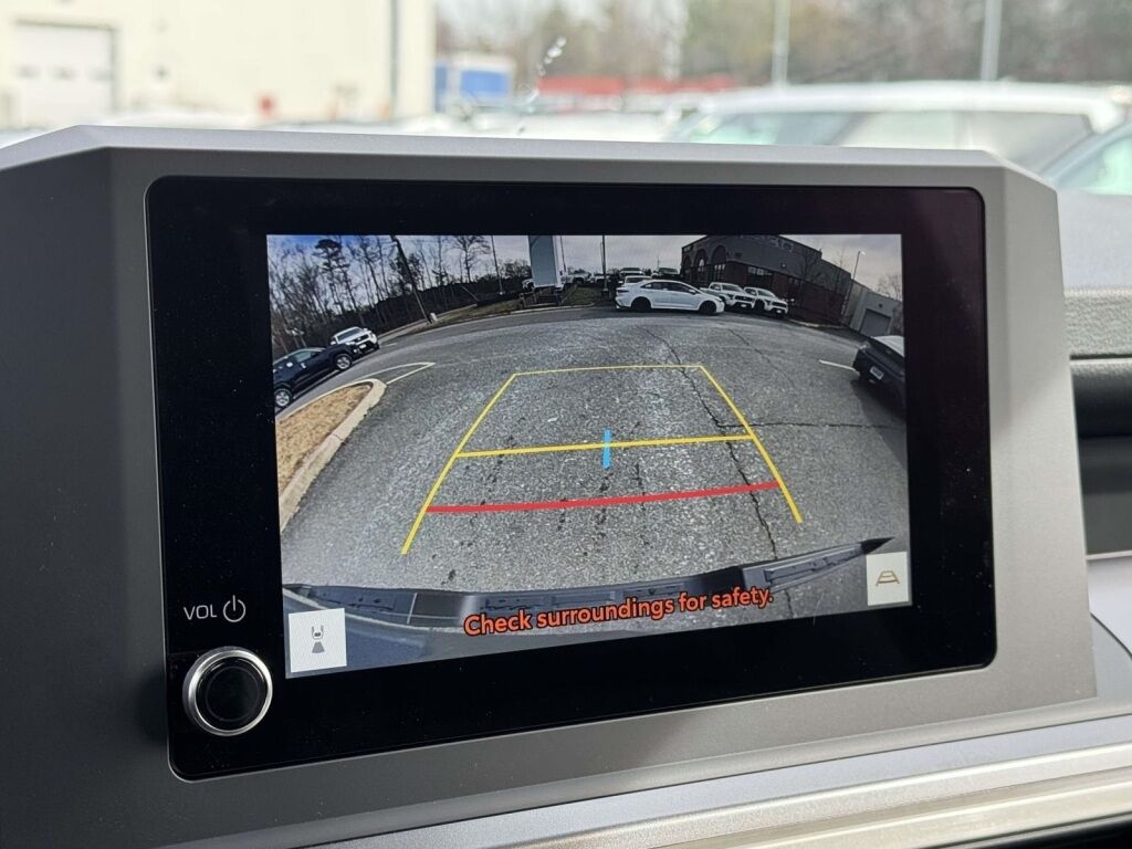 2025 Toyota Tacoma SR5 Fredericksburg VA