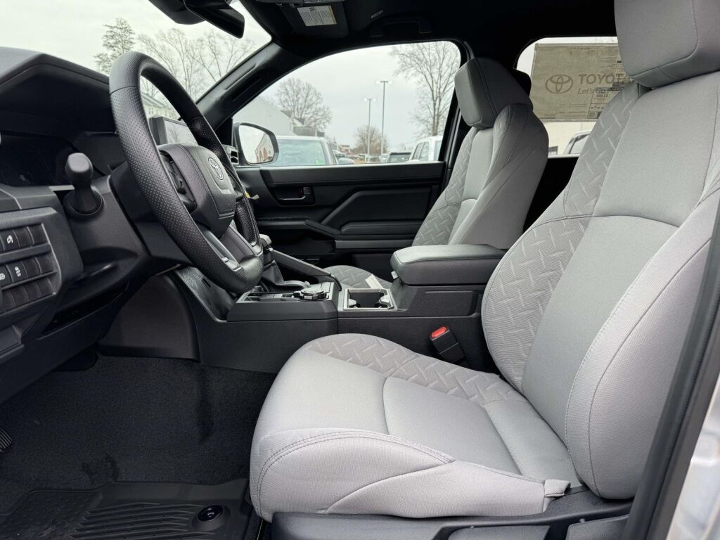 2025 Toyota Tacoma SR5 Fredericksburg VA