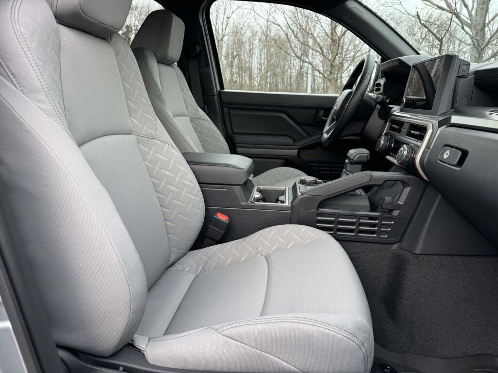 2025 Toyota Tacoma SR5 Fredericksburg VA