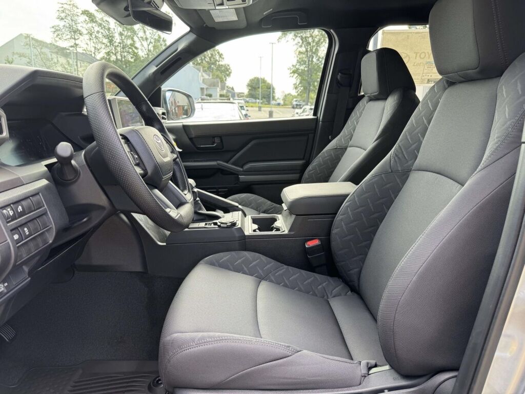 2025 Toyota Tacoma SR5 Fredericksburg VA