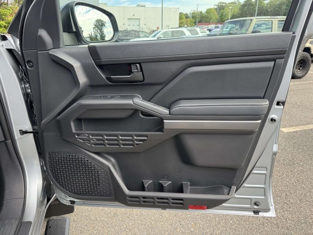 2025 Toyota Tacoma SR5 Fredericksburg VA