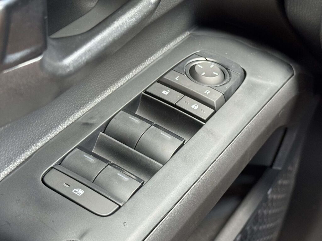 2025 Toyota Tacoma SR5 Fredericksburg VA