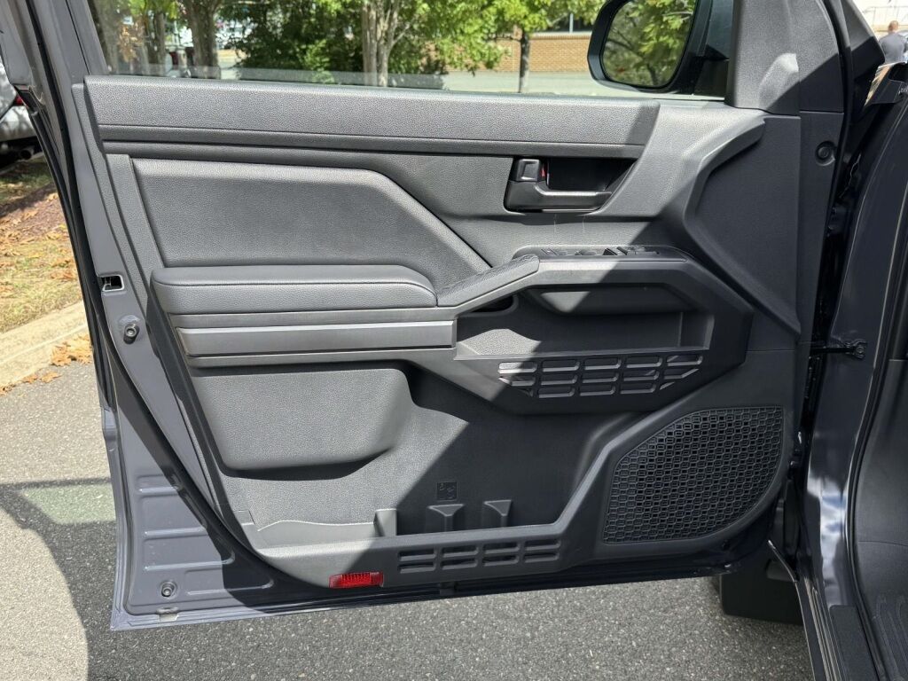 2025 Toyota Tacoma SR5 Fredericksburg VA