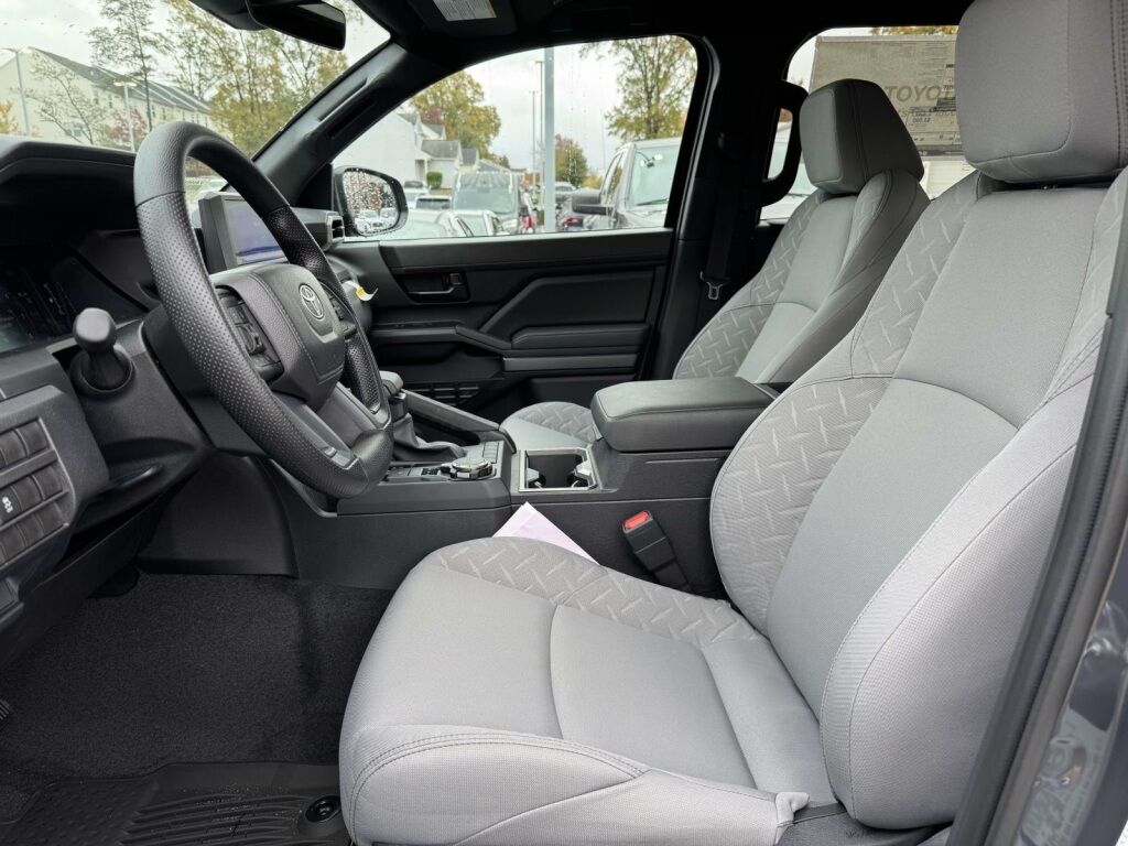 2025 Toyota Tacoma SR5 Fredericksburg VA