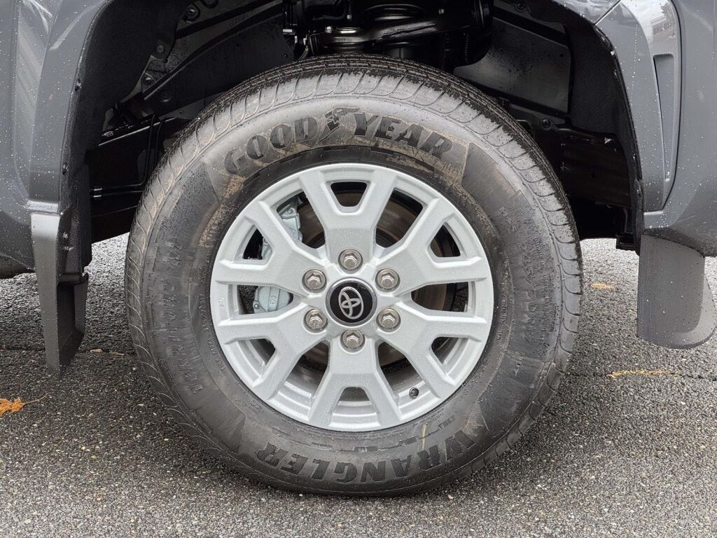 2025 Toyota Tacoma SR5 Fredericksburg VA