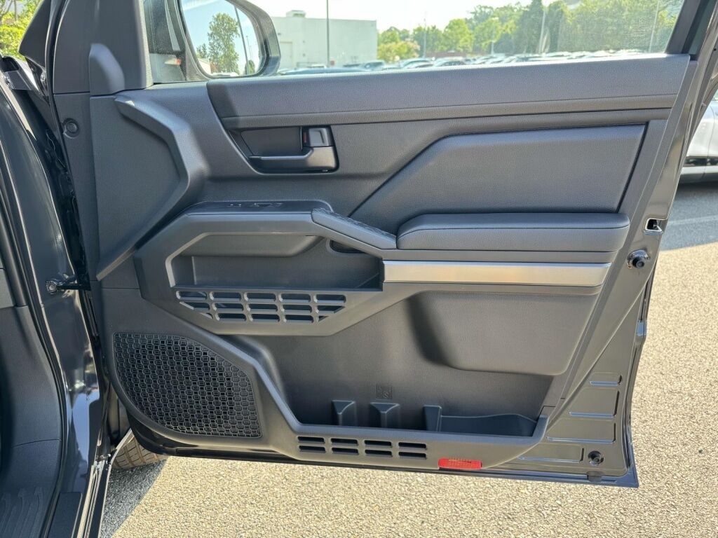 2025 Toyota Tacoma SR5 Fredericksburg VA