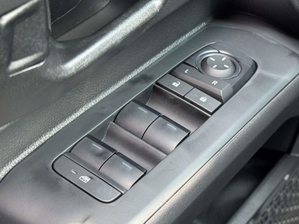 2025 Toyota Tacoma SR5 Fredericksburg VA