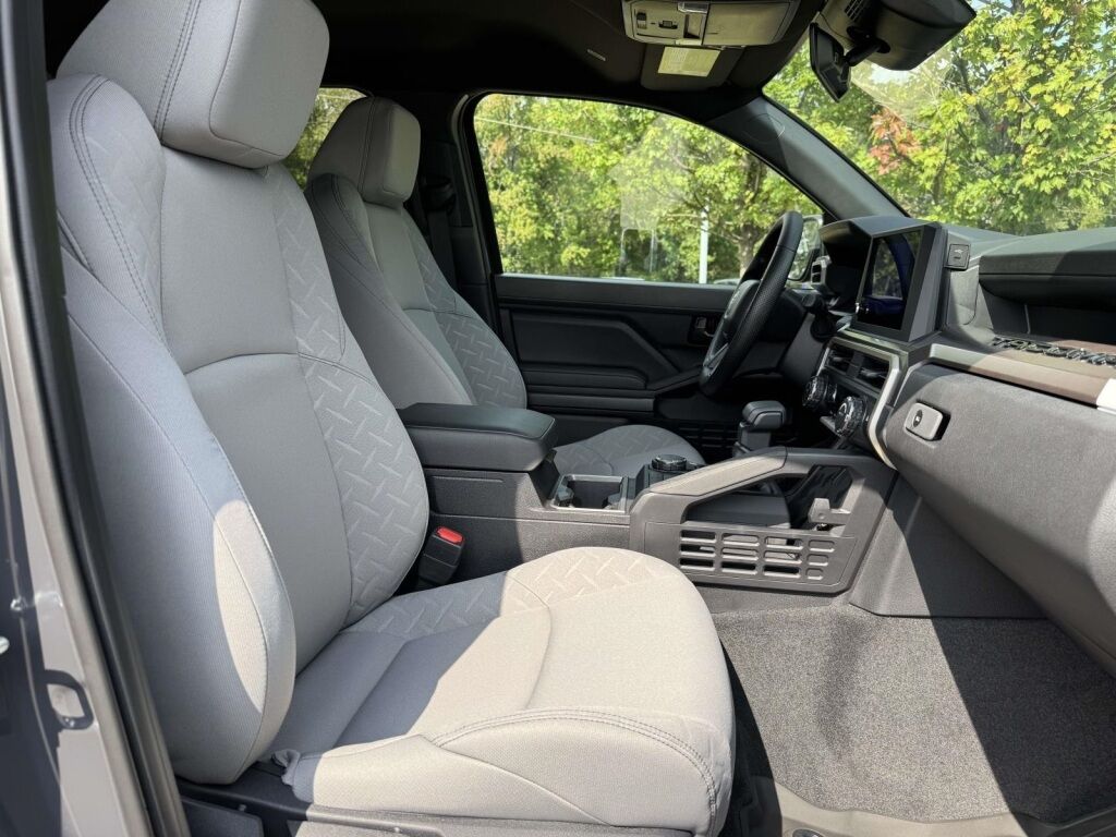2025 Toyota Tacoma SR5 Fredericksburg VA