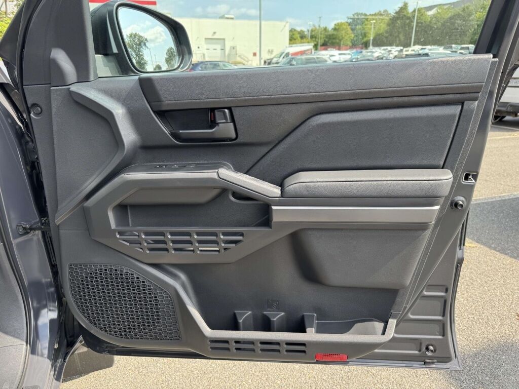 2025 Toyota Tacoma SR5 Fredericksburg VA