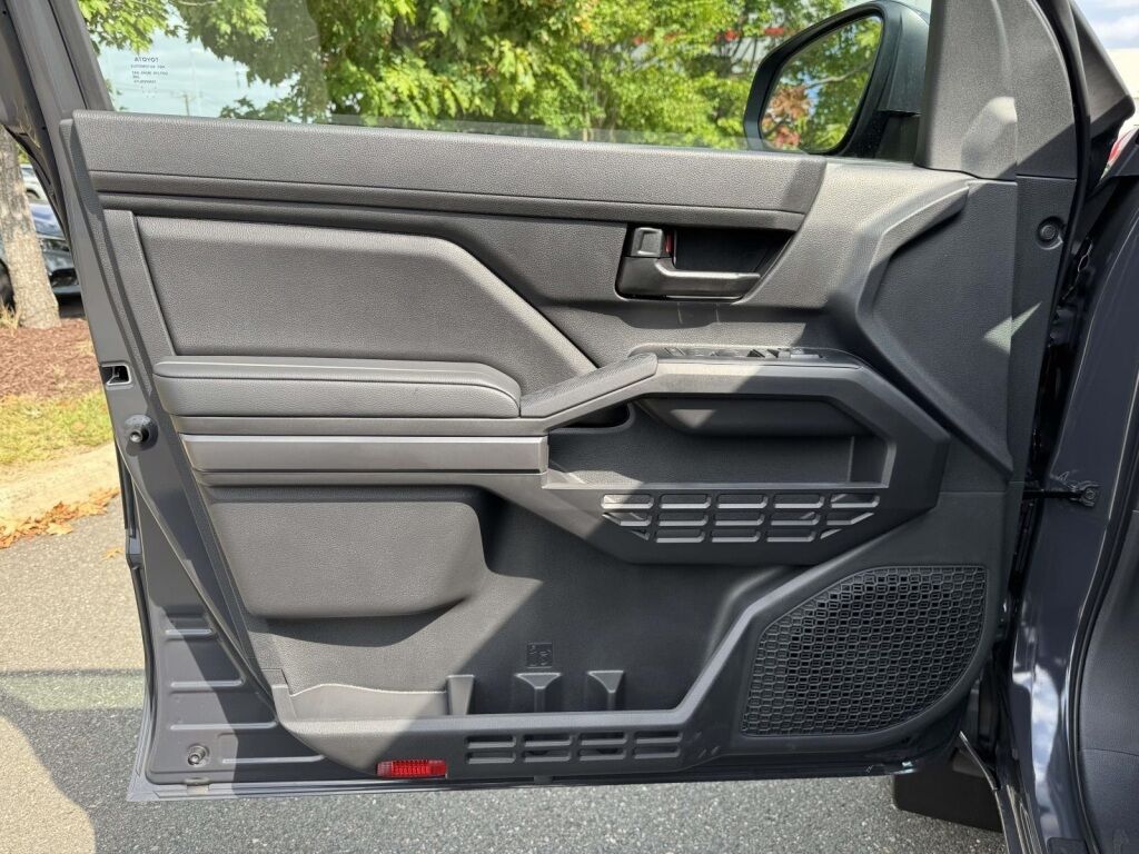 2025 Toyota Tacoma SR5 Fredericksburg VA