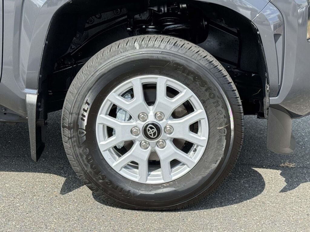2025 Toyota Tacoma SR5 Fredericksburg VA