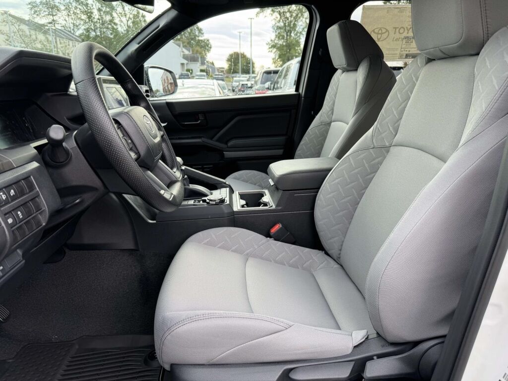 2025 Toyota Tacoma SR5 Fredericksburg VA