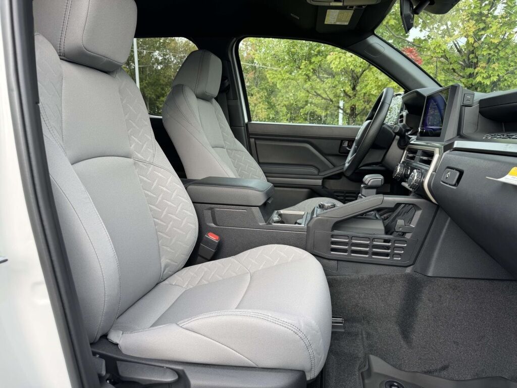 2025 Toyota Tacoma SR5 Fredericksburg VA