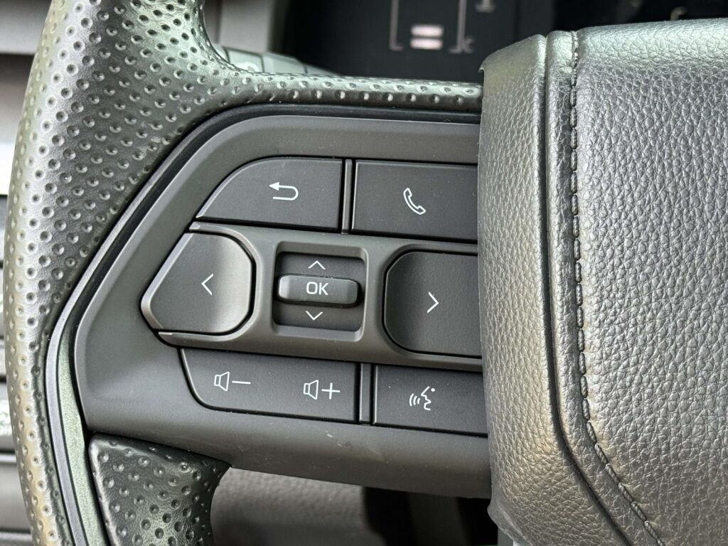 2025 Toyota Tacoma SR5 Fredericksburg VA