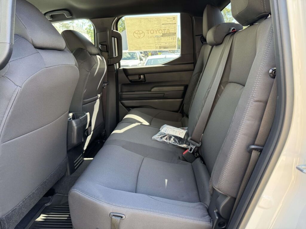 2025 Toyota Tacoma SR5 Fredericksburg VA