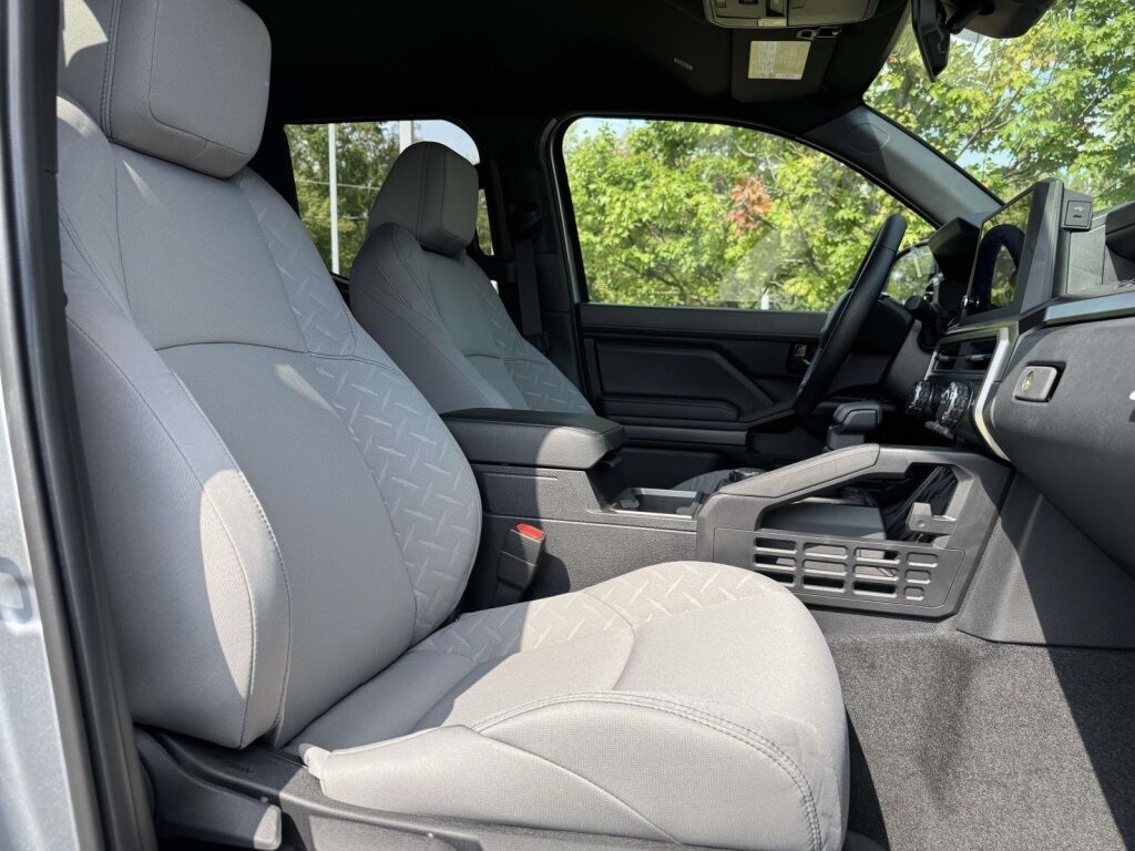 2025 Toyota Tacoma SR5 Fredericksburg VA