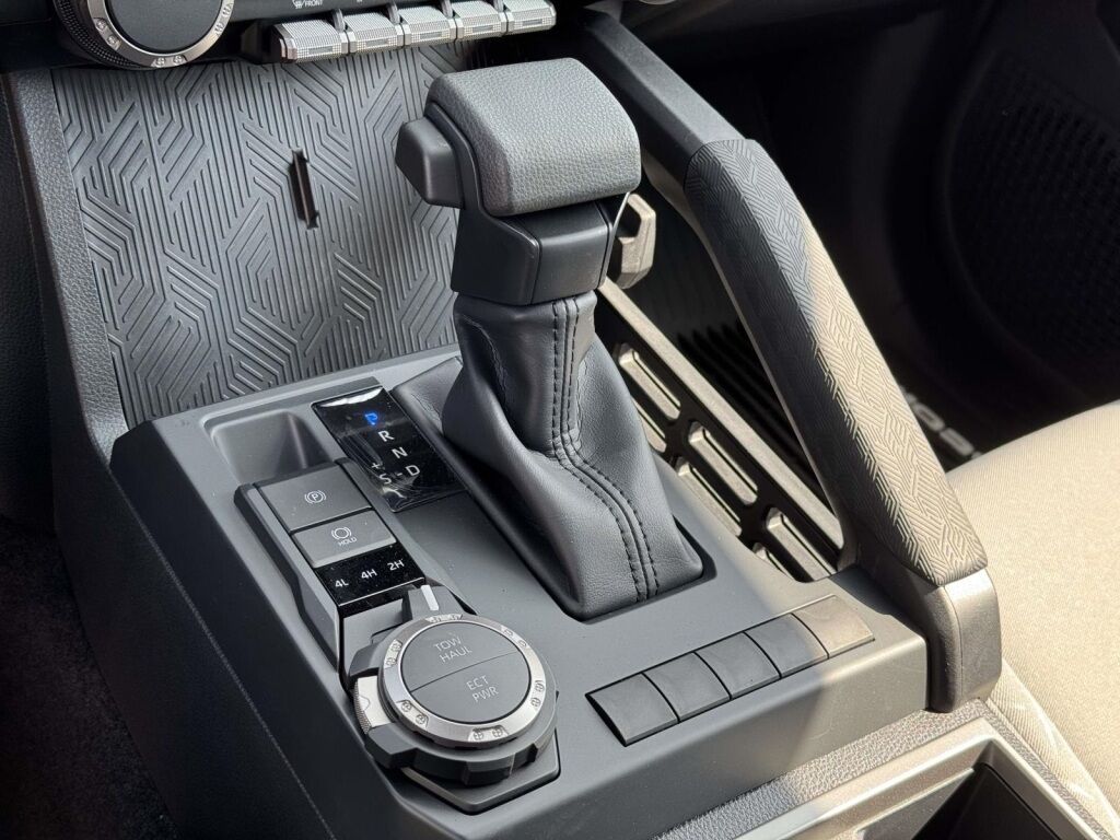 2025 Toyota Tacoma SR5 Fredericksburg VA