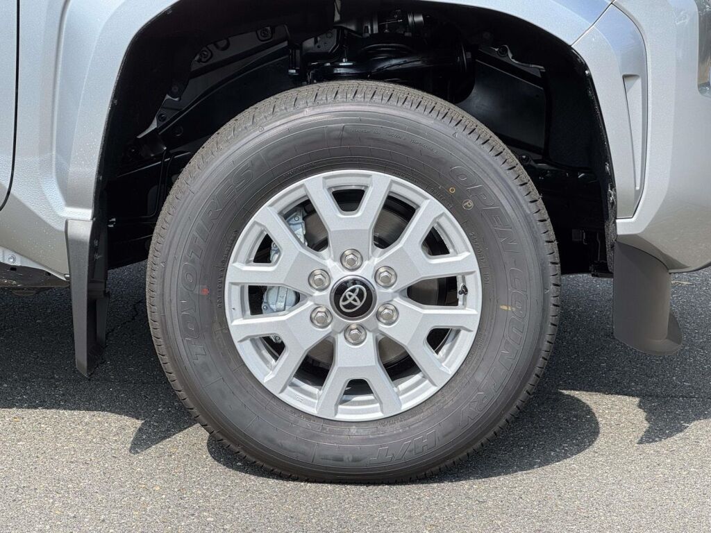 2025 Toyota Tacoma SR5 Fredericksburg VA