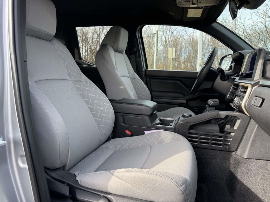 2025 Toyota Tacoma SR5 Fredericksburg VA