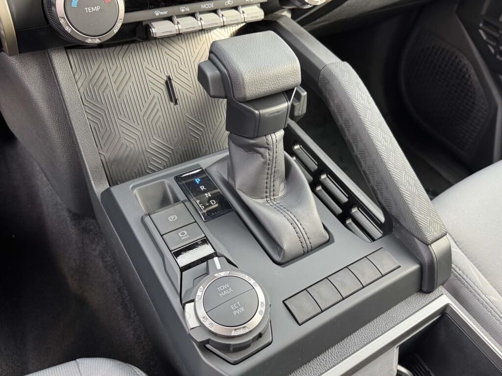 2025 Toyota Tacoma SR5 Fredericksburg VA