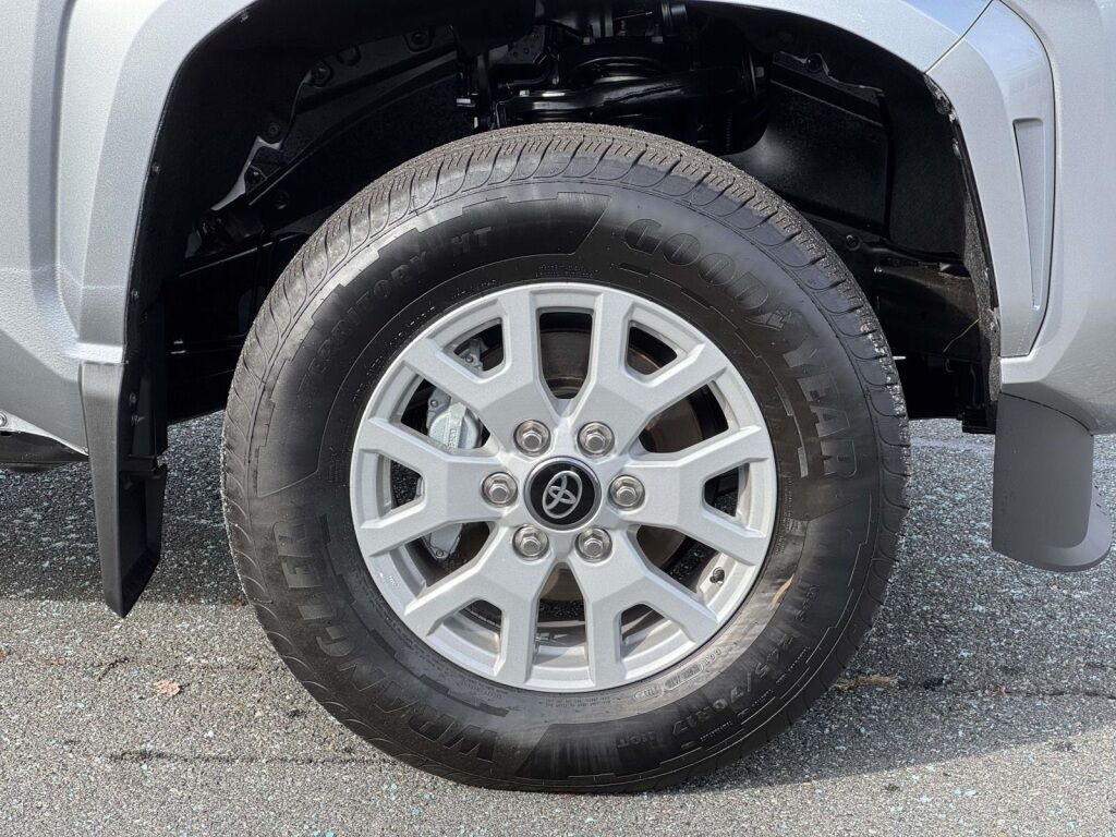 2025 Toyota Tacoma SR5 Fredericksburg VA