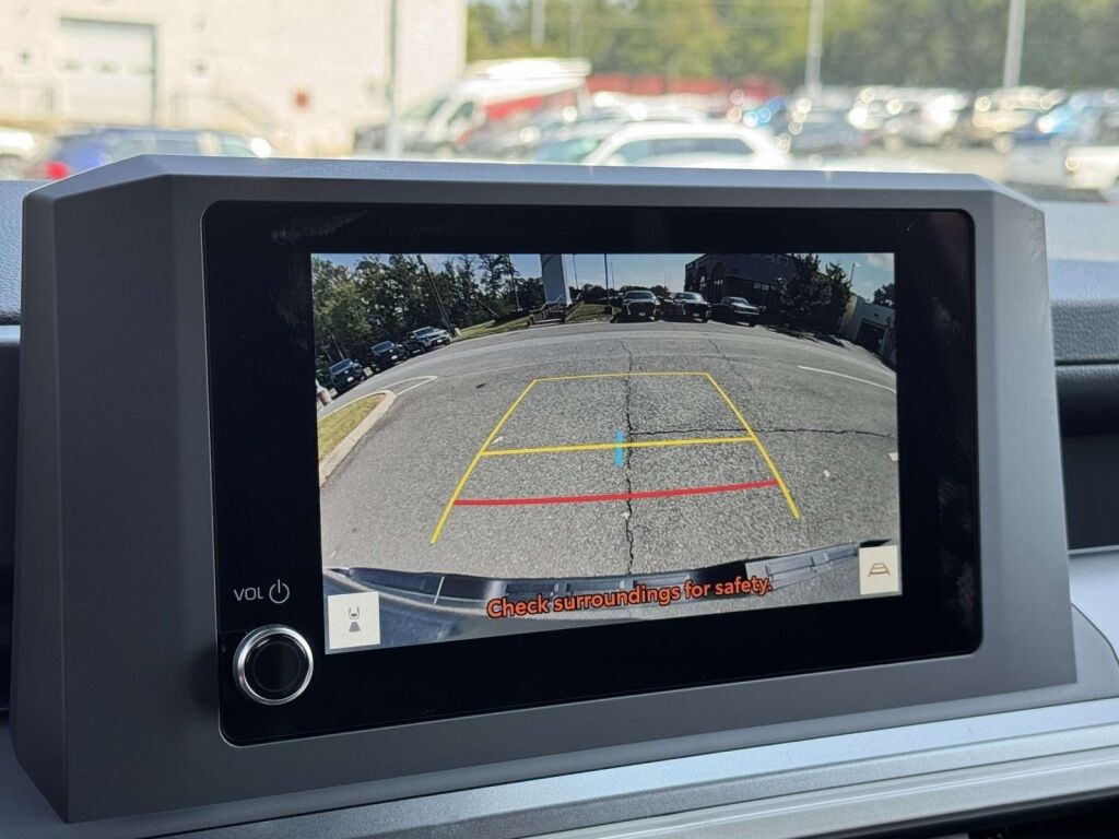 2025 Toyota Tacoma SR5 Fredericksburg VA