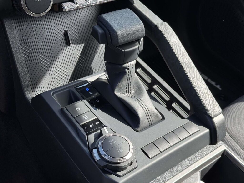 2025 Toyota Tacoma SR5 Fredericksburg VA