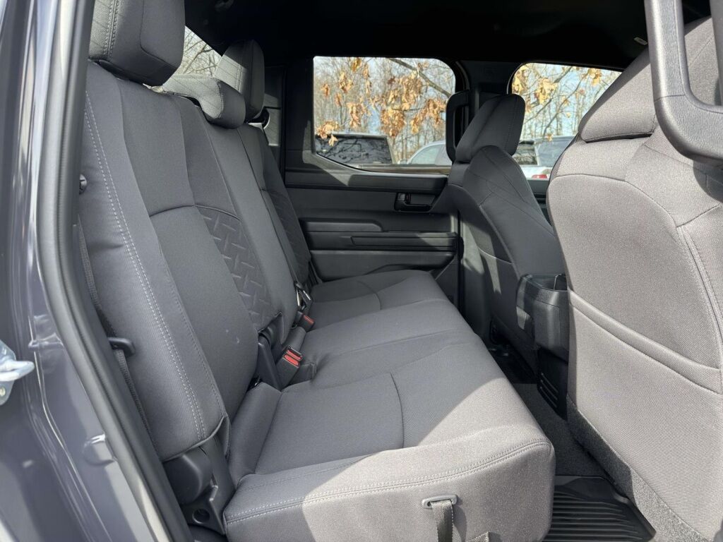 2025 Toyota Tacoma SR5 Fredericksburg VA