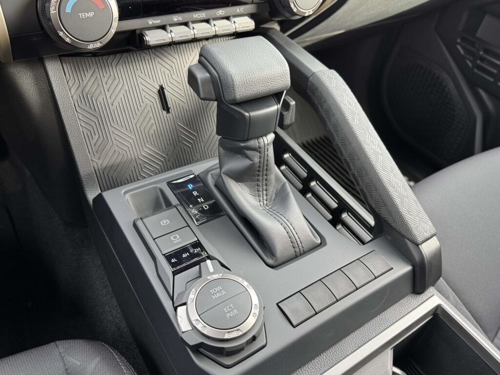 2025 Toyota Tacoma SR5 Fredericksburg VA