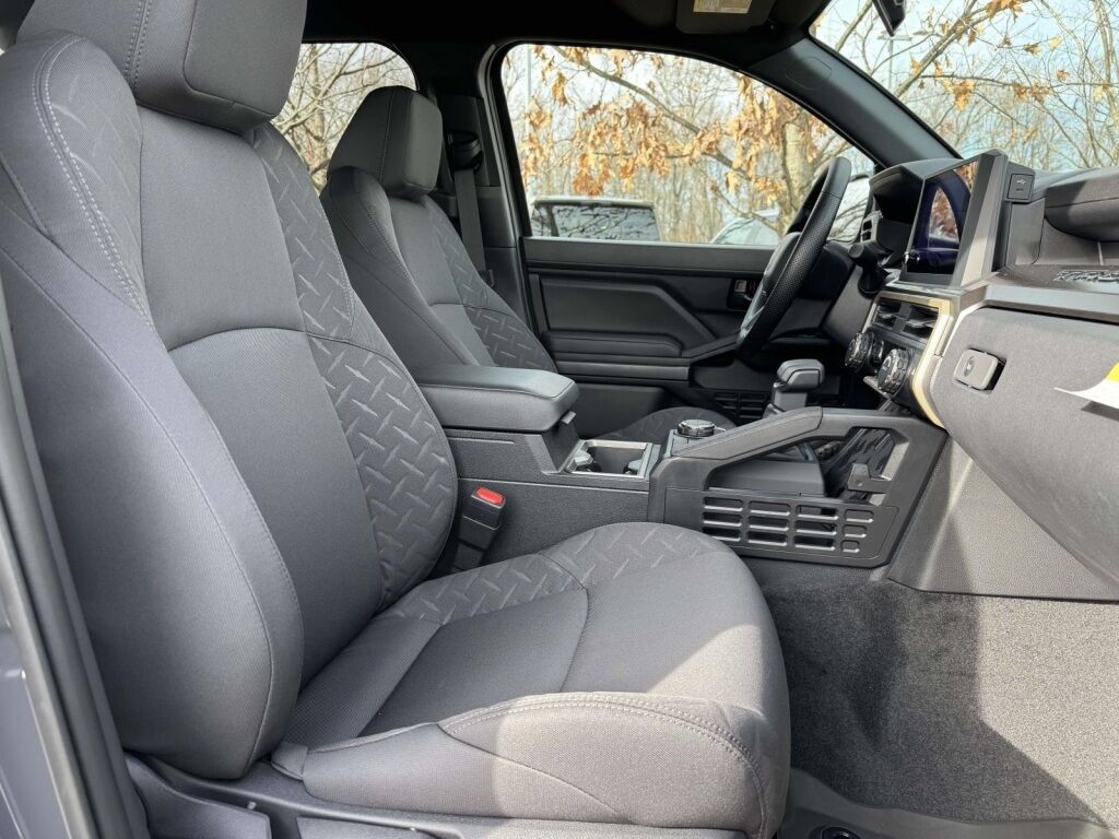 2025 Toyota Tacoma SR5 Fredericksburg VA