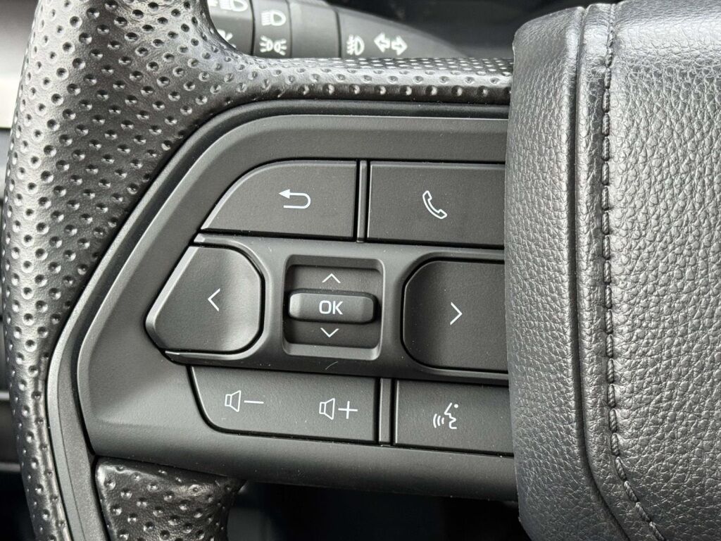 2025 Toyota Tacoma SR5 Fredericksburg VA