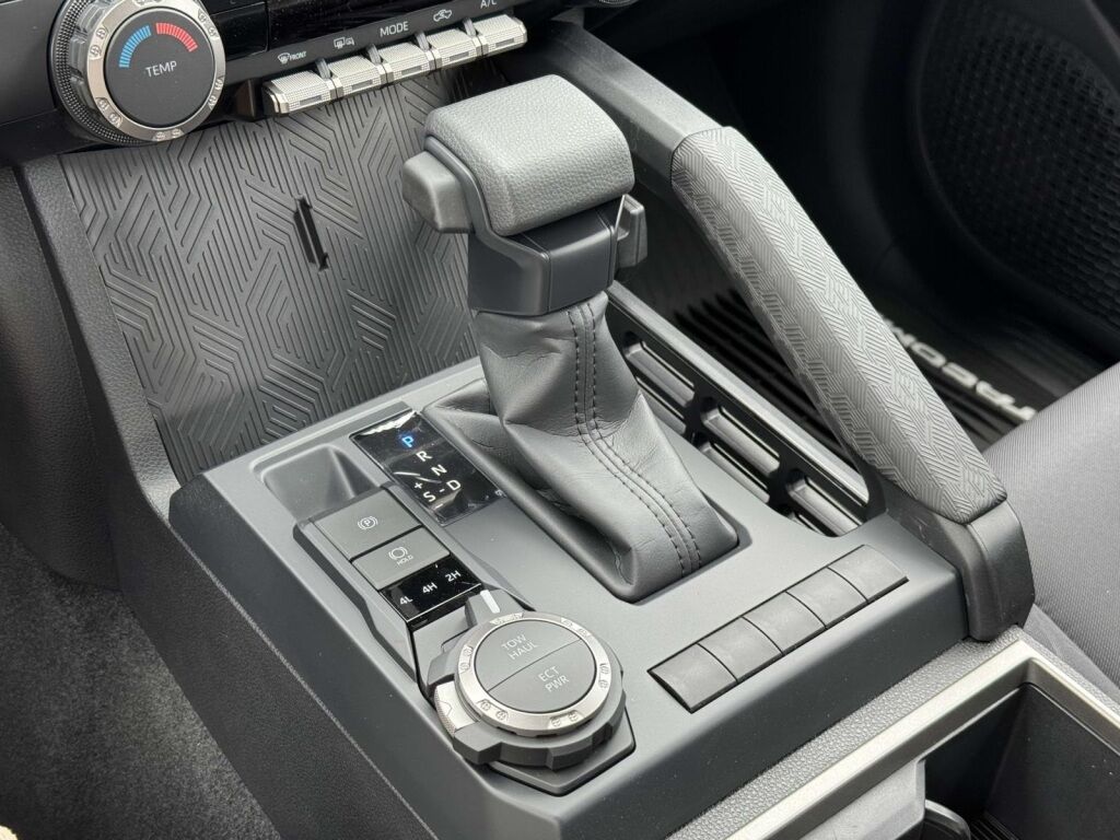 2025 Toyota Tacoma SR5 Fredericksburg VA