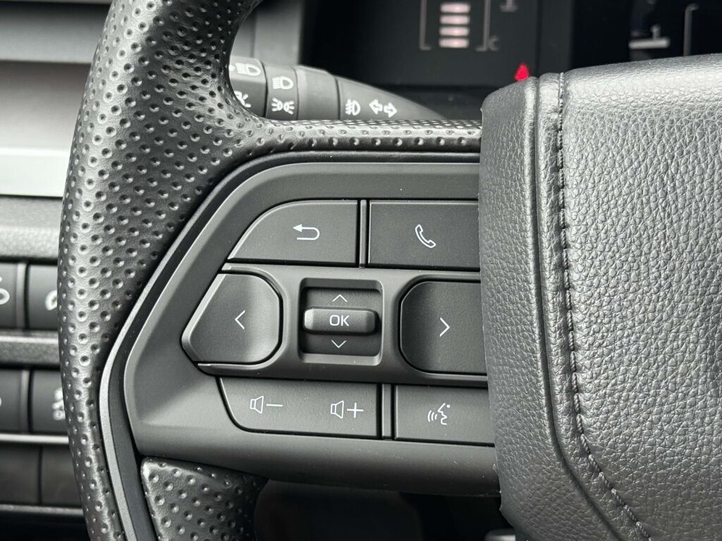 2025 Toyota Tacoma SR5 Fredericksburg VA