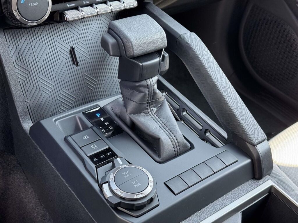 2025 Toyota Tacoma SR5 Fredericksburg VA