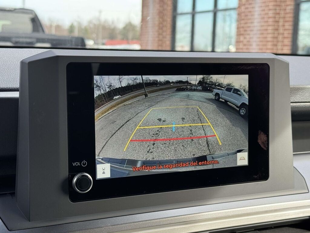 2025 Toyota Tacoma SR5 Fredericksburg VA