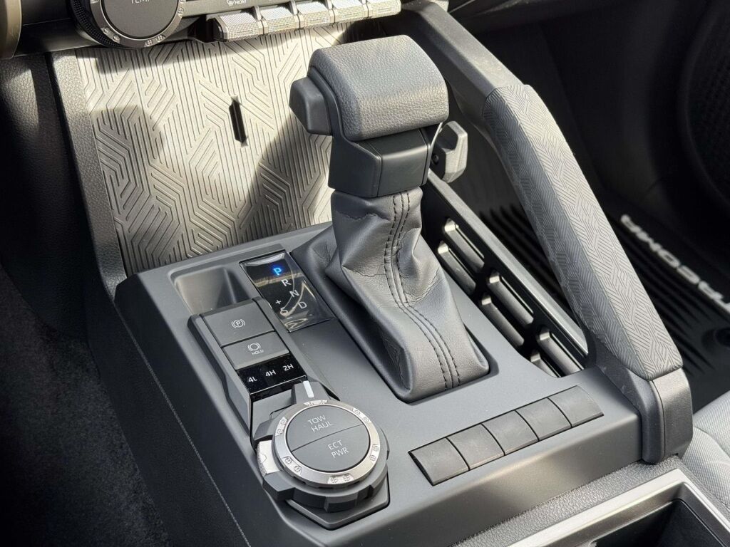 2025 Toyota Tacoma SR5 Fredericksburg VA